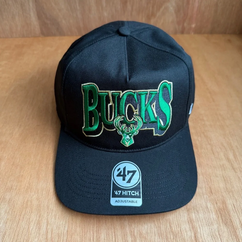Milwaukee Bucks Snapback Hat Black NBA OSFM cap streetwear basketball trucker